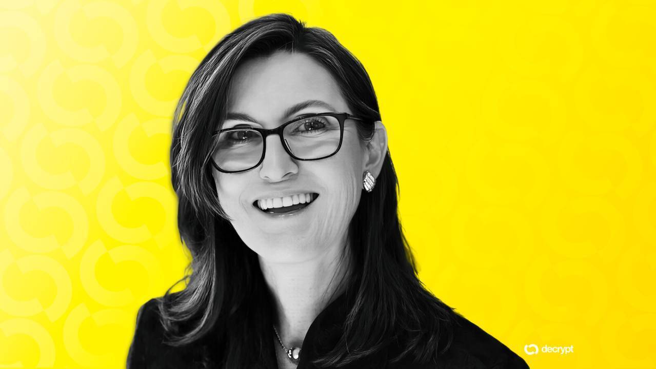 Cathie Wood's Ark Invest Buys the Dip on Coinbase and Robinhood—Both Now Surging — image 2