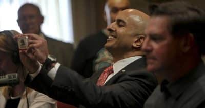 Neel Kashkari projects one interest-rate hike this year