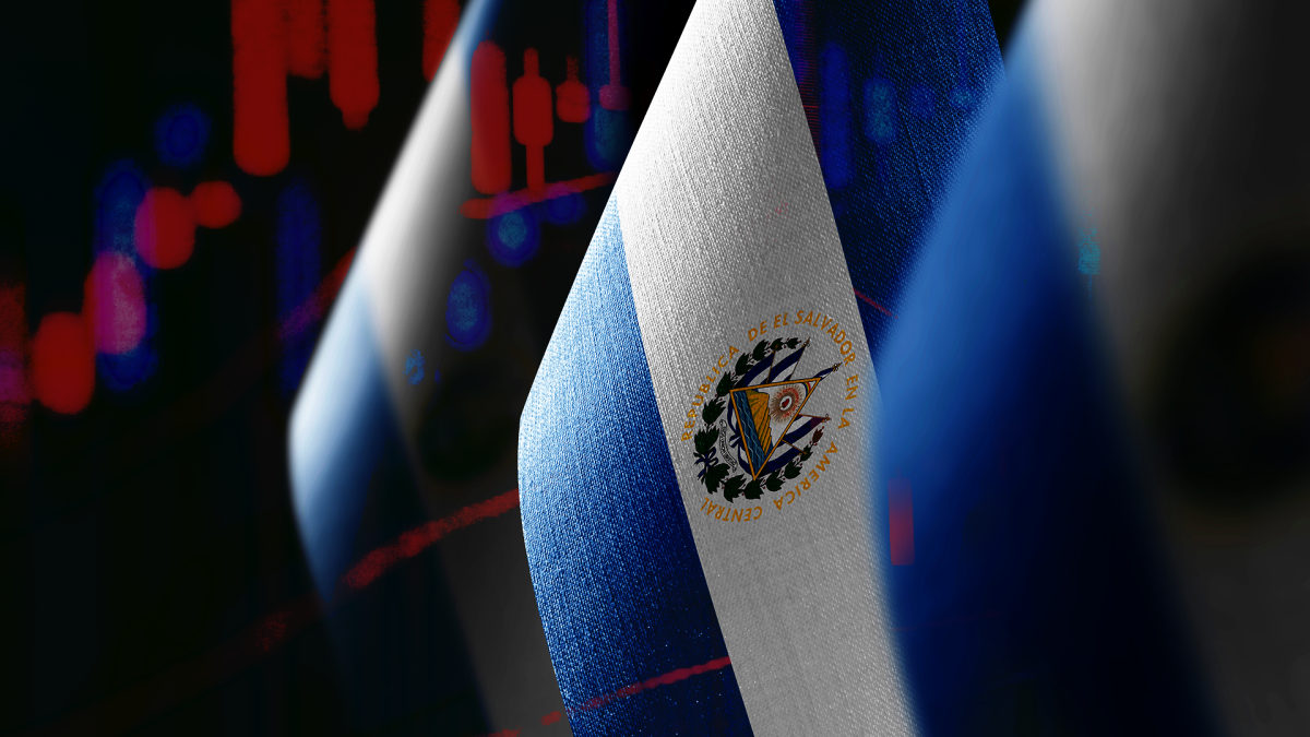 El Salvador has not used public funds to accumulate bitcoin since June 2025, IMF says