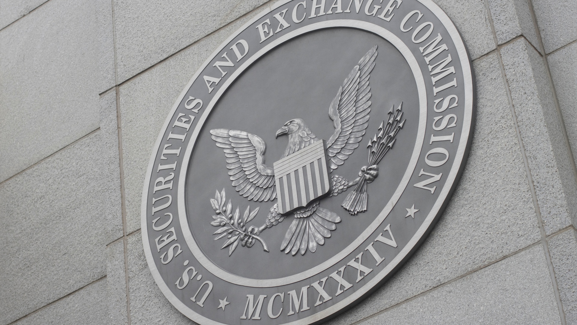 SEC Green Lights Tokenized Stock Trading Despite Clarity Act Fail