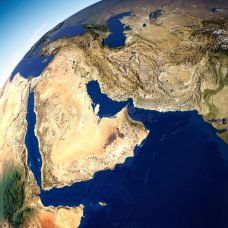 UK aims to attract expats from UAE amid Iranian strikes on Dubai