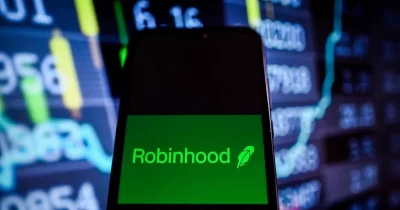 Robinhood enables AI chatbots for share trading, with crypto support on the horizon