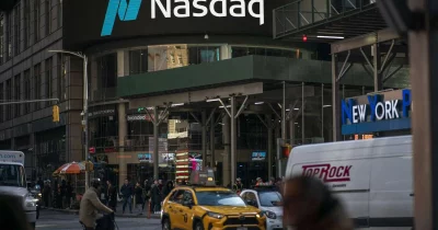 NASDAQ implied correlation reaches record low, and that might be a problem