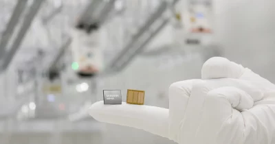 Samsung Electronics ships faster HBM4E chip samples ahead of schedule, shares surge