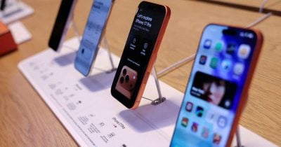 Global smartphone market faces record 14% decline amid chip shortage
