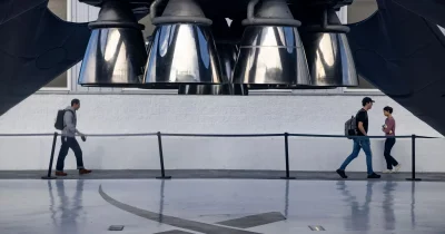 SpaceX staff band together to negotiate lower fees and tax savings ahead of IPO
