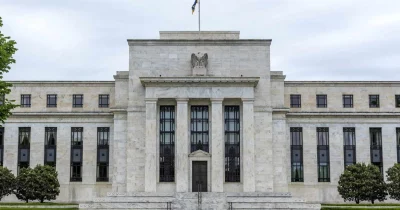 US economy adds 172,000 jobs in May as Fed holds rates at 3.5%-3.75%