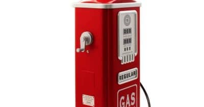 US consumer sentiment rises in June as gasoline prices fall from May peak