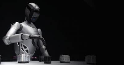 Chinese government expands humanoid retail stores to boost adoption