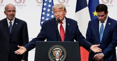 Donald Trump signs Iran memorandum of understanding at Versailles