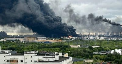 Ukraine strikes Moscow oil refinery, disrupts flights in major drone attack