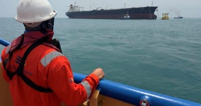 US lifts Iran blockade as Hormuz traffic resumes