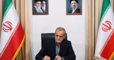 Iranian President signs commitment to forgo nuclear weapons at US request