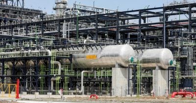 Nigerian SEC halts marketing for Dangote refinery IPO over unauthorized promotions