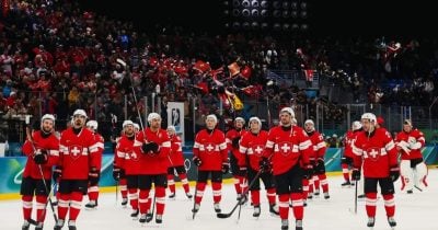 Switzerland leads 2-0 against Canada, jeopardizing Group B top spot