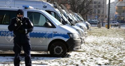 Polish police raid alleged crypto SIM-swap gang with FBI support