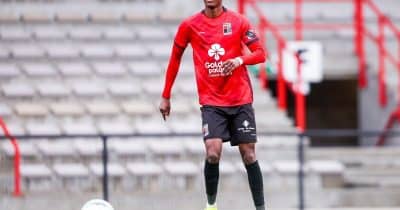 Auxerre agrees to sign defender Christ Makosso from Luton