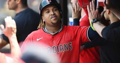 José Ramírez nears MLB return after stitches removed from left hamate bone