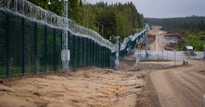 Russia closes borders with NATO states after Finland lifts nuclear ban