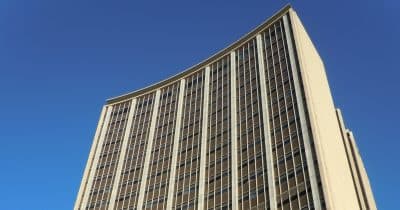 AMP removes bonds from retirement funds as diversification fails