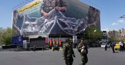 Iran threatens to block Hormuz as US prepares counter-blockade