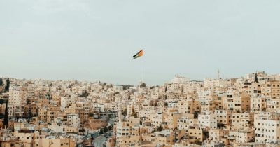 Sirens sound in Jordan as Iran-US conflict rattles oil and crypto markets