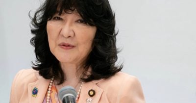 Japan’s finance minister urges pension funds to boost domestic investments, sending yen higher