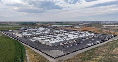 Trump urges US AI companies to secure their own energy for data centers