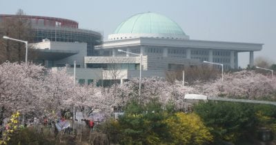 South Korea calls emergency financial meeting as KOSPI suffers historic collapse