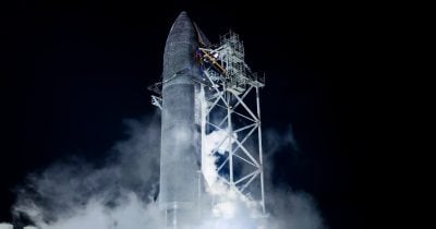 SpaceX beats earnings estimates but stock falls 8% as $18.4B cash burn spooks investors