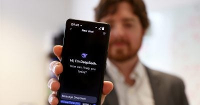 DeepSeek resumes $8B funding round with Monolith Management in talks