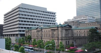 US-Japan yen intervention signals waning dollar dominance, boosts gold demand