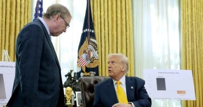 White House adviser Hassett says stable yen can prevent financial contagion