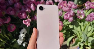 Apple scraps all-glass iPhone due to production issues
