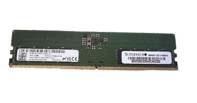 Super Micro Computer falls 4%, Dell drops 3% amid DDR5 patent dispute
