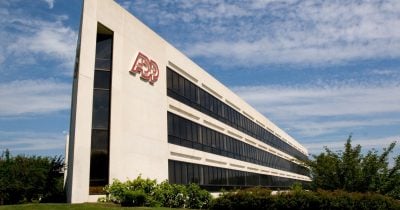 ADP reports US private jobs increased by 9,500 per week through August 1
