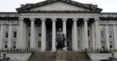 US Treasury yields hit 2007 highs amid bond sell-off, gold demand eyed