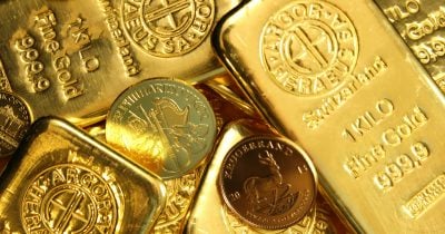 Gold faces fresh headwinds from bond rout and Hormuz tensions