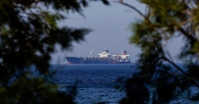 Trump targets Iran oil trade, impacting China amid US-Iran tensions