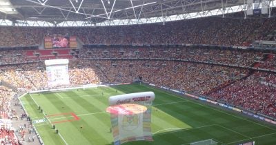 Hull City takes early lead against Manchester United with Semi Ajayi goal