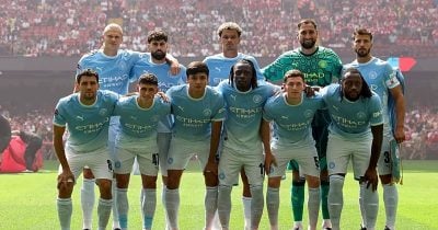 Bournemouth takes early lead against Manchester City with Tavernier goal