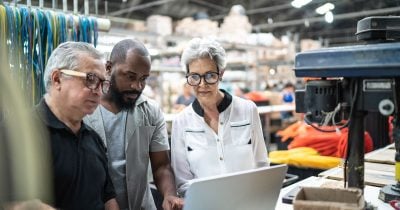 Labor force participation among Americans 55+ falls to 37% in July