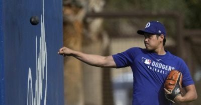 Dodgers consider Ohtani as full-time postseason pitcher: NY Post