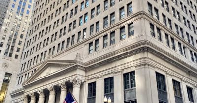 Chicago National Activity Index dips to -0.08 in July, signaling slow but stable growth