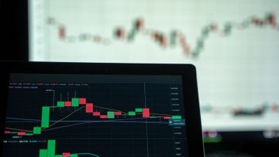 Binance futures traders ditch altcoins for Bitcoin and Ethereum as volume concentration shifts sharply