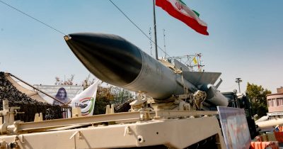 Iran plans Gulf exclusion zone, threatens US with missile escalation