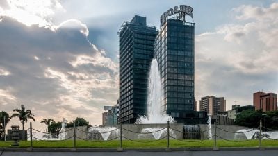 Venezuela dollarization plan gains political momentum as inflation tops 500%